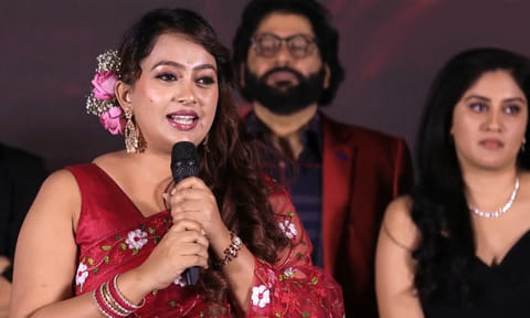 ’திரையுலகின் பெயர் அவர்களால்தான் கெடுகிறது’ - நடிகை எஸ்தர்