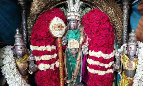 Vel Maaral lyrics in Tamil