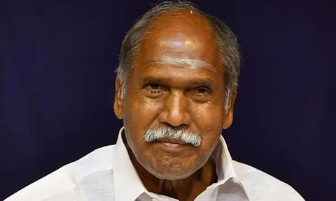 புதுச்சேரி: என்.ஆர்.காங்கிரஸ் - பாஜக கூட்டணியில் குழப்பம்; அப்பா பைத்தியசாமி கோவிலில் ரங்கசாமி தரிசனம்