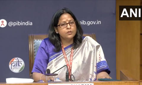 நாட்டில் பெட்ரோல், டீசல் தட்டுப்பாடோ, விலை உயர்வோ இல்லை: மத்திய பெட்ரோலிய அமைச்சகம்