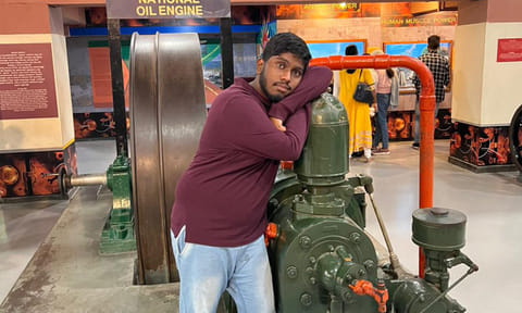 திருவள்ளூர் அருகே மருத்துவக் கல்லூரி மாணவர் தற்கொலை விவகாரம் - நான்கு பேர் மீது வழக்கு பதிவு
