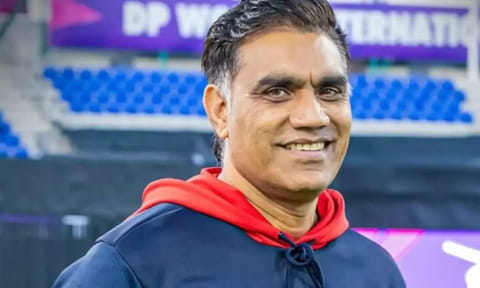 கவுதம் கம்பீரை நீக்கினால் இந்திய கிரிக்கெட் பேரழிவை சந்திக்கும்: முனாப் படேல்
