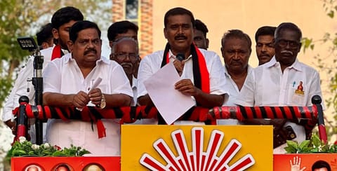 விளாத்திகுளம் சட்டமன்ற தொகுதி தி.மு.க. வேட்பாளர் மார்க்கண்டேயன் சூறாவளி பிரசாரம்!
