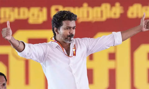 வெற்றி பெற்ற தவெக எம்.எல்.ஏ.க்களுடன் விஜய் இன்று முக்கிய ஆலோசனை