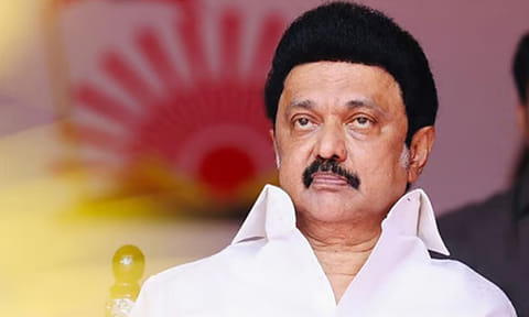 முதல்-அமைச்சர் பதவியை ராஜினாமா செய்த மு.க.ஸ்டாலின்: கவர்னர் ஏற்பு