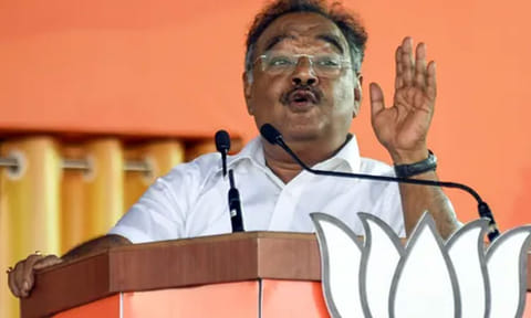 மேற்கு வங்காளத்தில் சுவேந்து அதிகாரி உதவியாளர் சுட்டுக்கொலை: பாஜக கண்டனம்