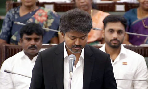 பெரும்பான்மையை நிரூபிக்குமா தவெக...? நம்பிக்கை வாக்கெடுப்பு தொடங்கியது