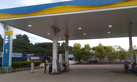 ஞாயிற்றுக்கிழமைகளில் பெட்ரோல் பங்க்குகள் மூடப்படுமா..? - மத்திய அரசு விளக்கம்