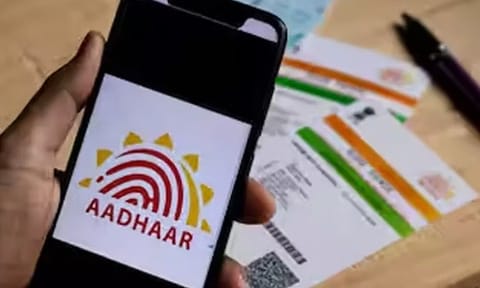 ஆதார் அட்டையை இலவசமாக புதுப்பிக்க கால அவகாசம் நீட்டிப்பு