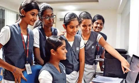 பத்தாம் வகுப்பு பொதுத் தேர்வு முடிவுகள் இன்று வெளியீடு
