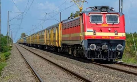 தாம்பரம்-போடிநாயக்கனூர் இடையே சிறப்பு ரெயில் இயக்கம்