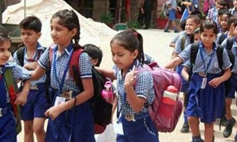 25 சதவீத இடஒதுக்கீட்டில் தனியார் பள்ளிகளில் சேர 2.51 லட்சம் பேர் விண்ணப்பம்