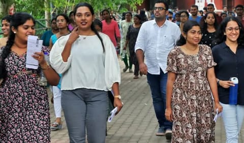 சிவில் சர்வீஸ் முதல் நிலைத்தேர்வு தொடங்கியது: 8 லட்சம் பேர் எழுதுகிறார்கள்