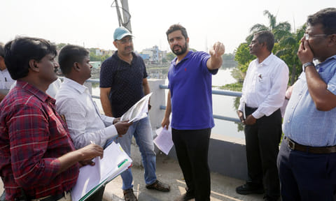 ரூ.303.13 கோடி மதிப்பிலான வளர்ச்சித் திட்டப்பணிகள்: சென்னை மாநகராட்சி ஆணையாளர் ஆய்வு