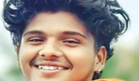 மாணவிக்கு பாலியல் தொல்லை: த.வெ.க. பிரமுகர் கைது