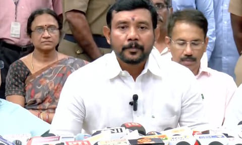அரசு மருத்துவமனையில் விரைவில் மாற்றங்கள் வரும் - அமைச்சர் சம்பத்குமார் பேட்டி