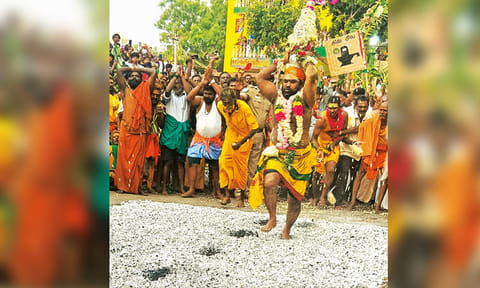 ஜெனகை மாரியம்மன் கோவில் வைகாசி திருவிழா, தீமிதி நிகழ்ச்சி