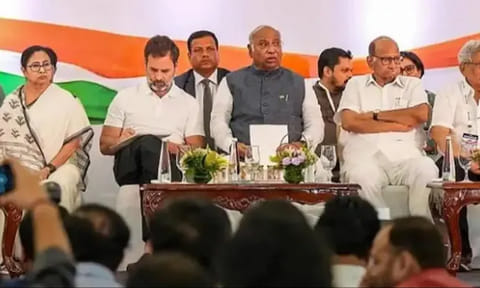 இந்தியா கூட்டணி கட்சிகளின் தலைவர்கள் அடுத்த வாரம் சந்திப்பு