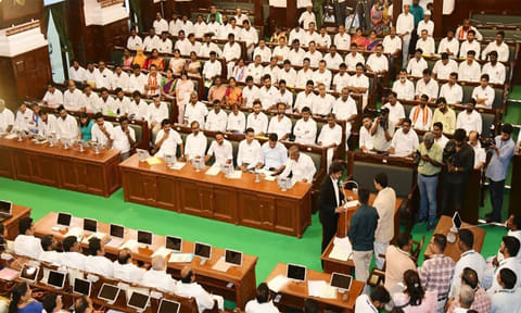 தமிழக அமைச்சரவை