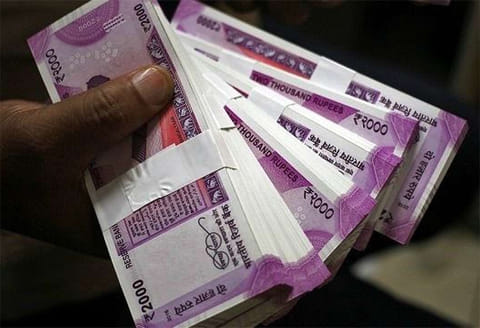 500, 2000 ரூபாய் நோட்டுகள் அச்சடித்த விவரங்களை வெளியிட வேண்டும் : ரிசர்வ் வங்கிக்கு சிஐசி உத்தரவு