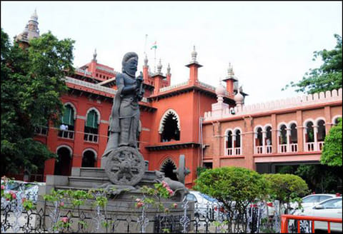 கமல்ஹாசனுக்கு நோட்டீஸ் அனுப்பிய அதிகாரிகள் மீது நடவடிக்கை