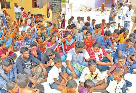 48-வது நாளாக நீடிக்கும் ஸ்டெர்லைட் போராட்டம் அரசியல் கட்சி தலைவர்கள் நேரில் ஆதரவு