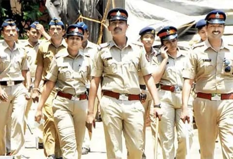 கன்னித்தன்மை சோதனைக்கு மறுத்த குடும்பத்தினரை ஊரை விட்டு ஒதுக்கிய கொடுமை - 4 பேர் மீது வழக்குப்பதிவு
