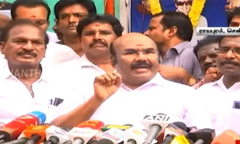இலவச பஸ்சில் போக ஒவ்வொரு பெண்களும் அவமானப்படுகிறார்கள் - முன்னாள் அமைச்சர் ஜெயக்குமார் பேட்டி