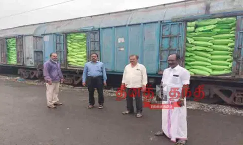 சூரத்தில் இருந்து 550 டன் யூரியா உரங்கள் வந்தன