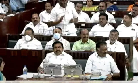 சட்டப்பேரவையில் ஓபிஎஸ்-க்கு எங்கு இருக்கை - சபாநாயகர் நாளை பரிசீலனை