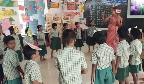 'எண்ணும், எழுத்தும்' திட்டம் இலக்கை நோக்கி செல்கிறதா?; ஆசிரியர்கள், பெற்றோர்கள் கருத்து