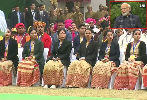 உங்களால் இரவும் பகலும் உழைக்கும் ஊக்கம் எனக்கு ஏற்படுகிறது: என்.சி.சி. மாணவர்களுடன் உரையாடிய பிரதமர் மோடி