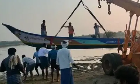 ஆந்திராவில் ஏரியில் படகு கவிழ்ந்து 6 பேர் உயிரிழப்பு..!