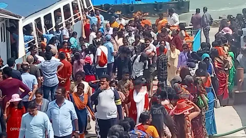 கன்னியாகுமரியில்சுற்றுலா பயணிகள் குவிந்தனர்
