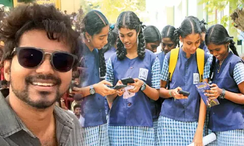 பிளஸ் 2 தேர்வில் அதிக மதிப்பெண் பெற்ற மாணவர்களை அழைத்து பரிசுத்தொகை வழங்க நடிகர் விஜய் திட்டம்...!