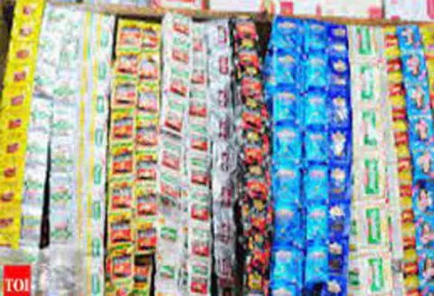 பெங்களூருவில் இருந்து கோவைக்குஅரசு விரைவு பஸ்சில் குட்கா கடத்தியவர் கைது