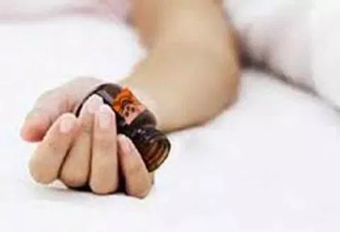 காரிமங்கலம் அருகே விஷம் குடித்து விவசாயி தற்கொலை