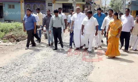 கொண்டலாம்பட்டி மண்டலத்தில்ரூ.2¼ கோடியில் தார் சாலை பணிமேயர் ராமச்சந்திரன், ஆணையாளர் பாலச்சந்தர் ஆய்வு