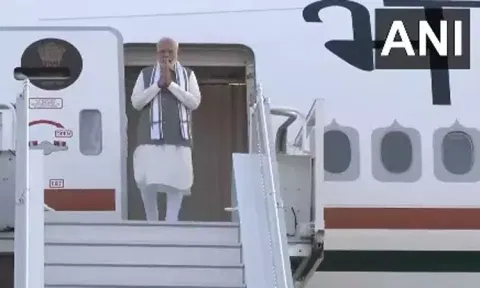 கிரீஸ் நாட்டுக்கு சென்றடைந்தார் பிரதமர் நரேந்திர மோடி..!