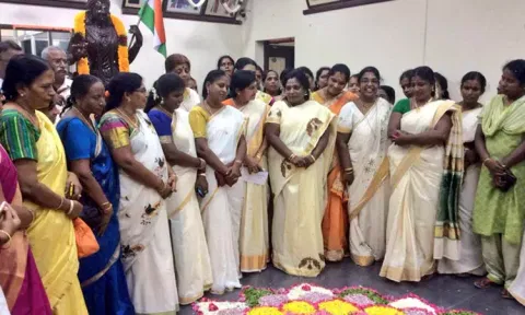 மலையாள மொழி பேசும் அனைத்து சகோதர, சகோதரிகளுக்கும் எனது இனிய ஓணம் பண்டிகை நல்வாழ்த்துகள் - தமிழிசை சவுந்தரராஜன்