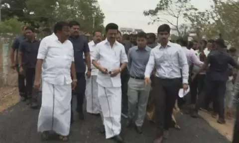 கோவையில் நடைபெற்று வரும் சாலைப் பணிகள் குறித்து முதல்-அமைச்சர் மு.க.ஸ்டாலின் ஆய்வு