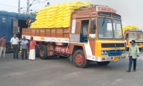 சின்னசேலத்துக்கு 2,370 மெட்ரிக் டன் யூரியா வரத்து
