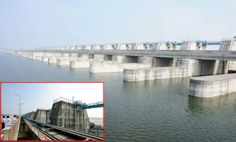 யூஸ்லெஸ்: தெலுங்கானா அணை குறித்து மத்திய குழு பரபரப்பு அறிக்கை.. ஆளுங்கட்சி பதிலடி