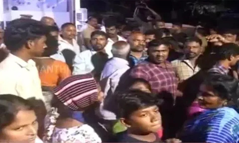 ஏலச்சீட்டு நடத்தி மோசடி: தலைமறைவான கணவர் - மனைவி, குழந்தைகளை, பொதுமக்கள் மடக்கிப் பிடித்ததால் பரபரப்பு