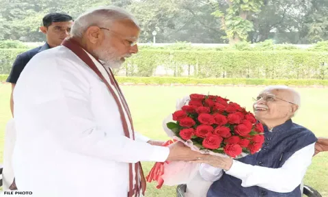 அத்வானிக்கு பாரத ரத்னா விருது அறிவிப்பு - பிரதமர் மோடி வாழ்த்து