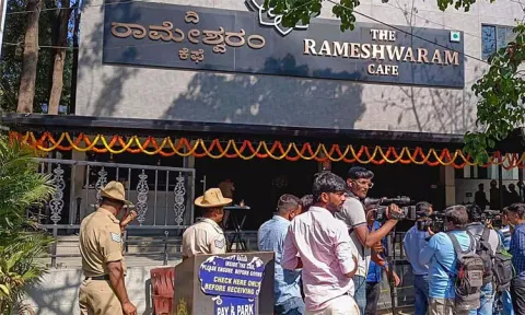 பெங்களூரு குண்டு வெடிப்பு வழக்கு: தமிழ்நாடு உள்பட 3 மாநிலங்களில் குற்றவாளியை பிடிக்க தேடுதல் வேட்டை