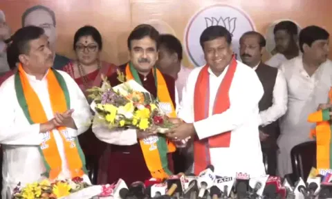 கொல்கத்தா ஐகோர்ட்டு முன்னாள் நீதிபதி பா.ஜ.க.வில் இணைந்தார்