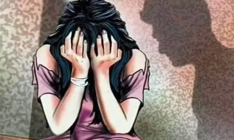 டியூசனுக்கு சென்ற மாணவிகளுக்கு பாலியல் தொல்லை - கோவையில் பரபரப்பு