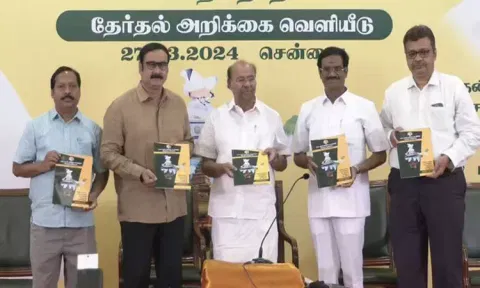 தேர்தல் அறிக்கையை வெளியிட்டார் பாமக நிறுவனர் ராமதாஸ்: முழு விவரம்