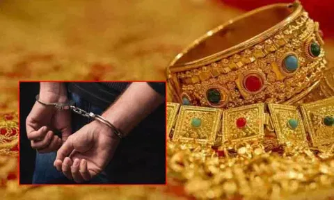 நகைகளை திருடி ஆடம்பரமாக வாழ்ந்த நகைக்கடை ஊழியர்... கள்ளக்காதலியை சந்திக்க வந்தபோது சிக்கினார்